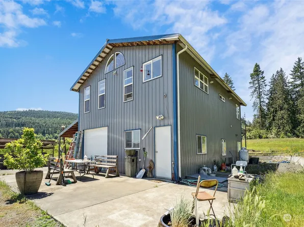 132 Farm Creek Lane, Sequim, WA 98382