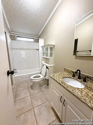 212 Thornton Ln — Photo 22