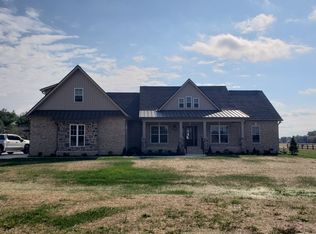 8002 Traditions Ln, Columbia, TN 38401