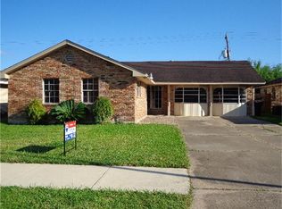 922 Shawnee St, Houston, TX 77034