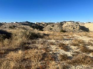 1247 S Skyline Ln, Pueblo West, CO 81007