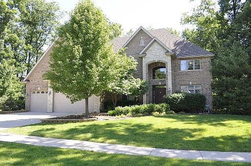 1st image of 16065 Wildwood Ln