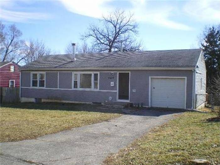 1st image of 7606 E 75th Ter