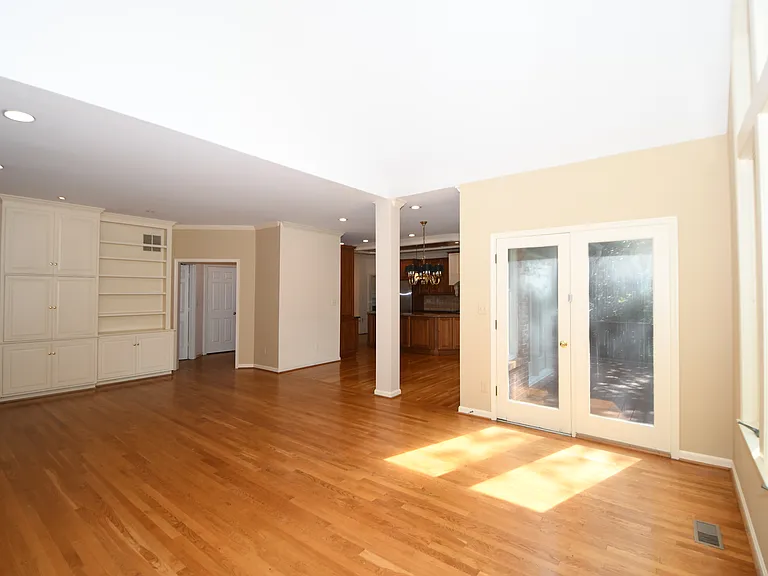 26 Holly Leaf Ct — Photo 96
