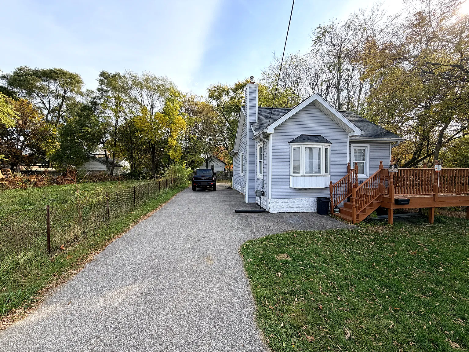 3912 Western Rd — Photo 2
