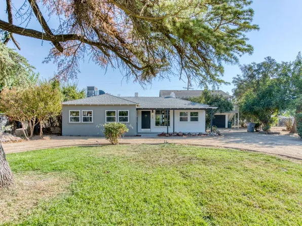 418 K St, Sanger, CA 93657