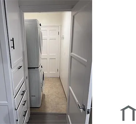 10650 Camarillo St — Photo 18