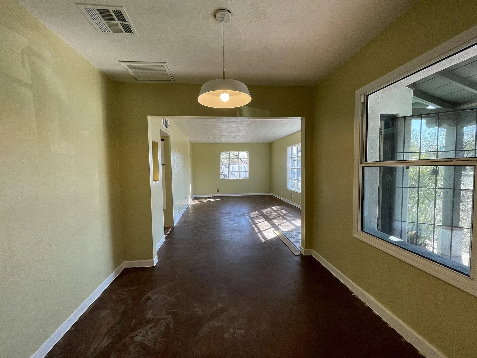 1817 East Lester Street - 4 — Photo 4