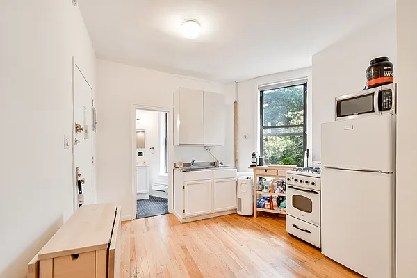 Rented by Oxford Property Group | media 21