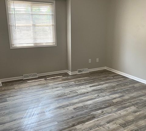 5th image of 1624 W Morgan Ave #1632