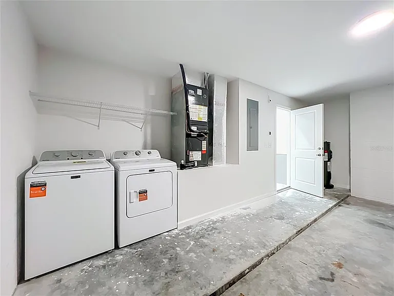 11148 Pinewood Cove Ln — Photo 57