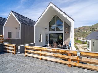 1414 Cottage Lane, Chelan, WA