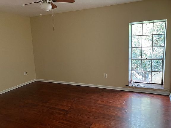 5th image of 1748 Newport Pl