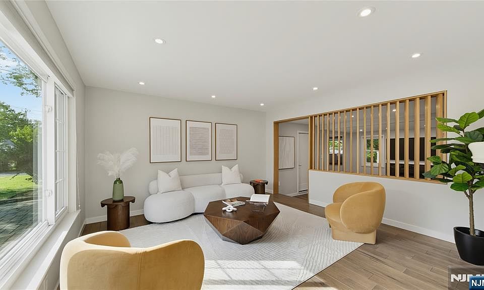 1st image of 347 5th Avenue