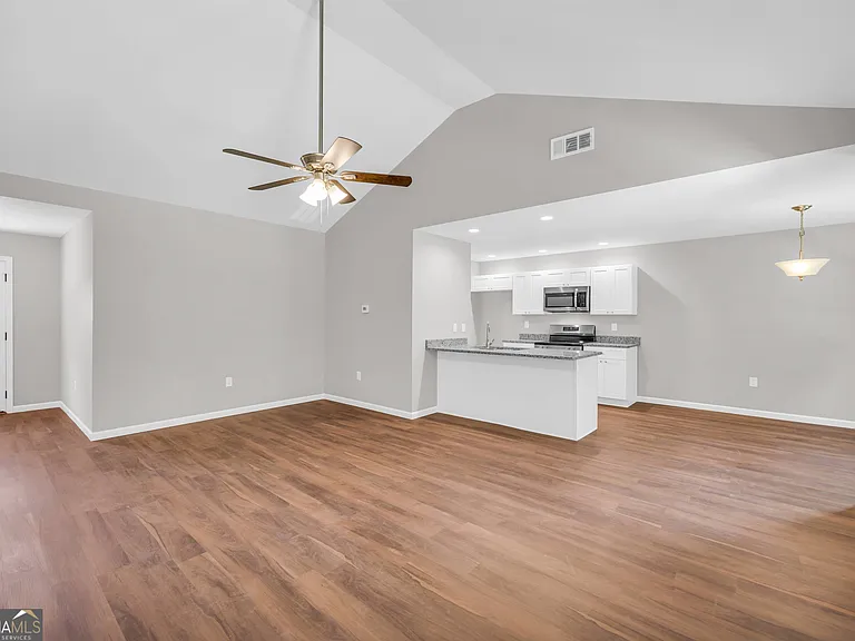 52 Adaline Ct — Photo 17