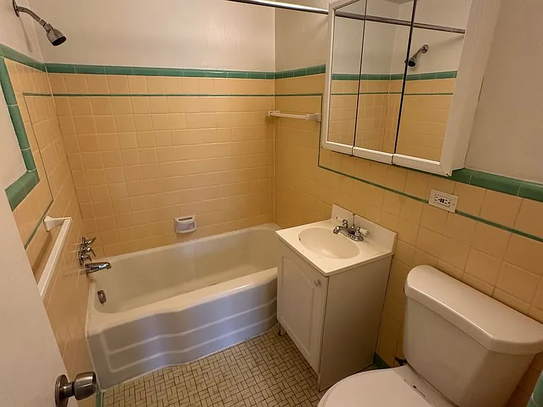 665 N Washington St #7A — Photo 10