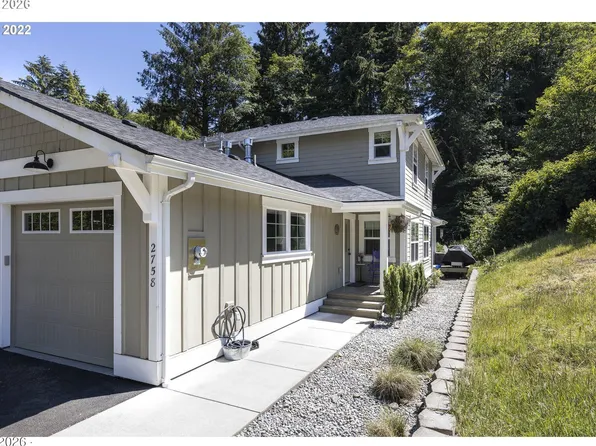 2758 NE 19th St, Lincoln City, OR 97367
