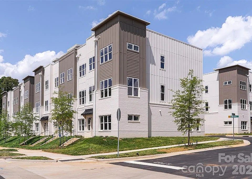 1st image of 5007 Nimes Rd