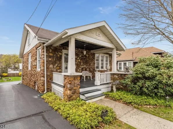 225 W Washington Ave, Washington Boro, NJ 07882