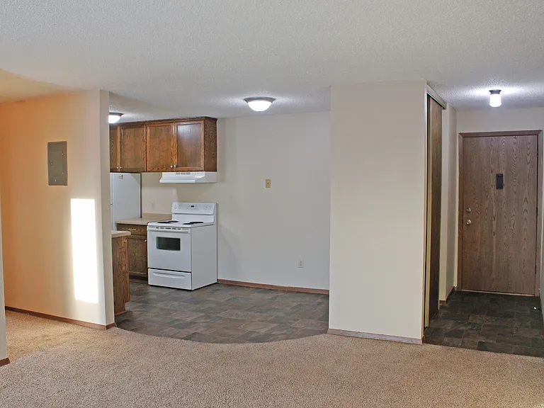 818 Southland Lane — Photo 6
