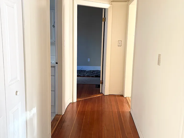 53 Litchfield St #1 — Photo 16