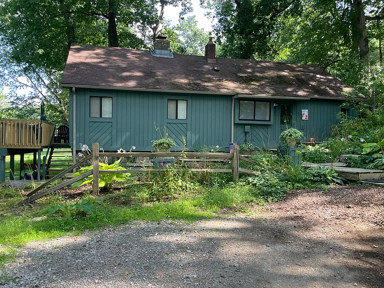 5010 S Lake Dr — Photo 3