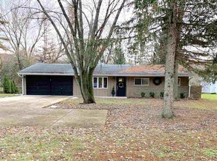 3215 Spring Creek Rd, Rockford, IL 61107