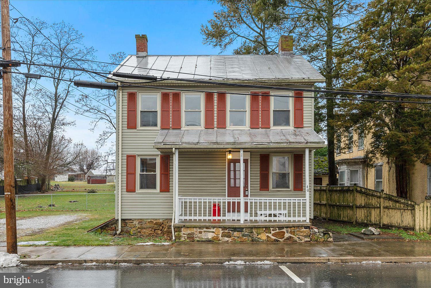 40 S Main St, York New Salem, PA 17371 Zillow