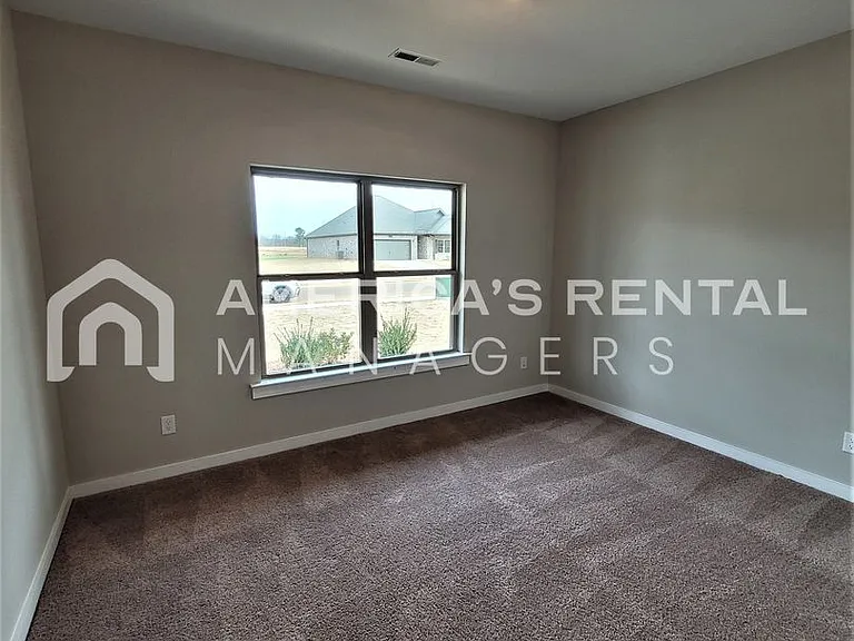 104 Flintlock Way — Photo 13