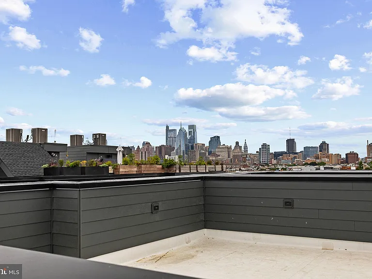 706 Latona St #F — Photo 23