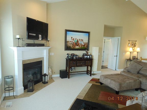 3rd image of 6615 Avalon Ct SE