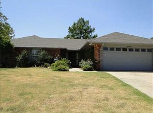 22 N Gilpin Ave, Shawnee, OK 74804