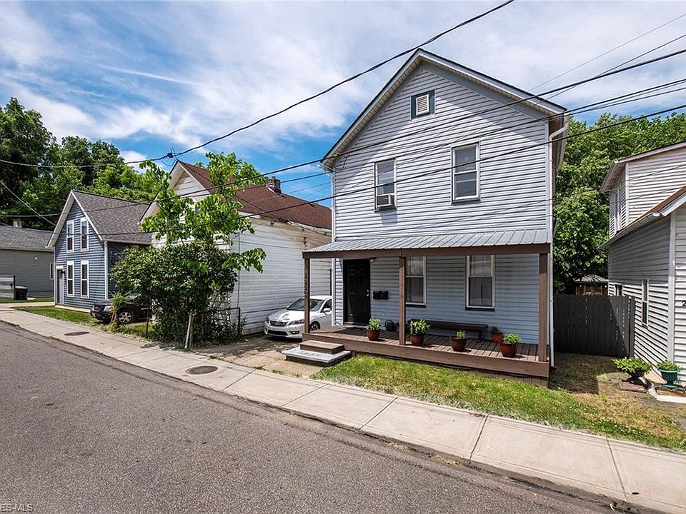 1st image of 2550 W 18th Pl