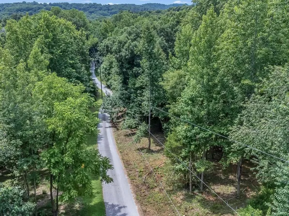 8696 Poplar Creek Rd, Nashville, TN 37221
