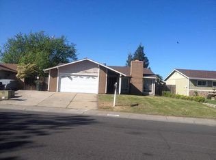 5685 Cockle Bur Dr, Sacramento, CA