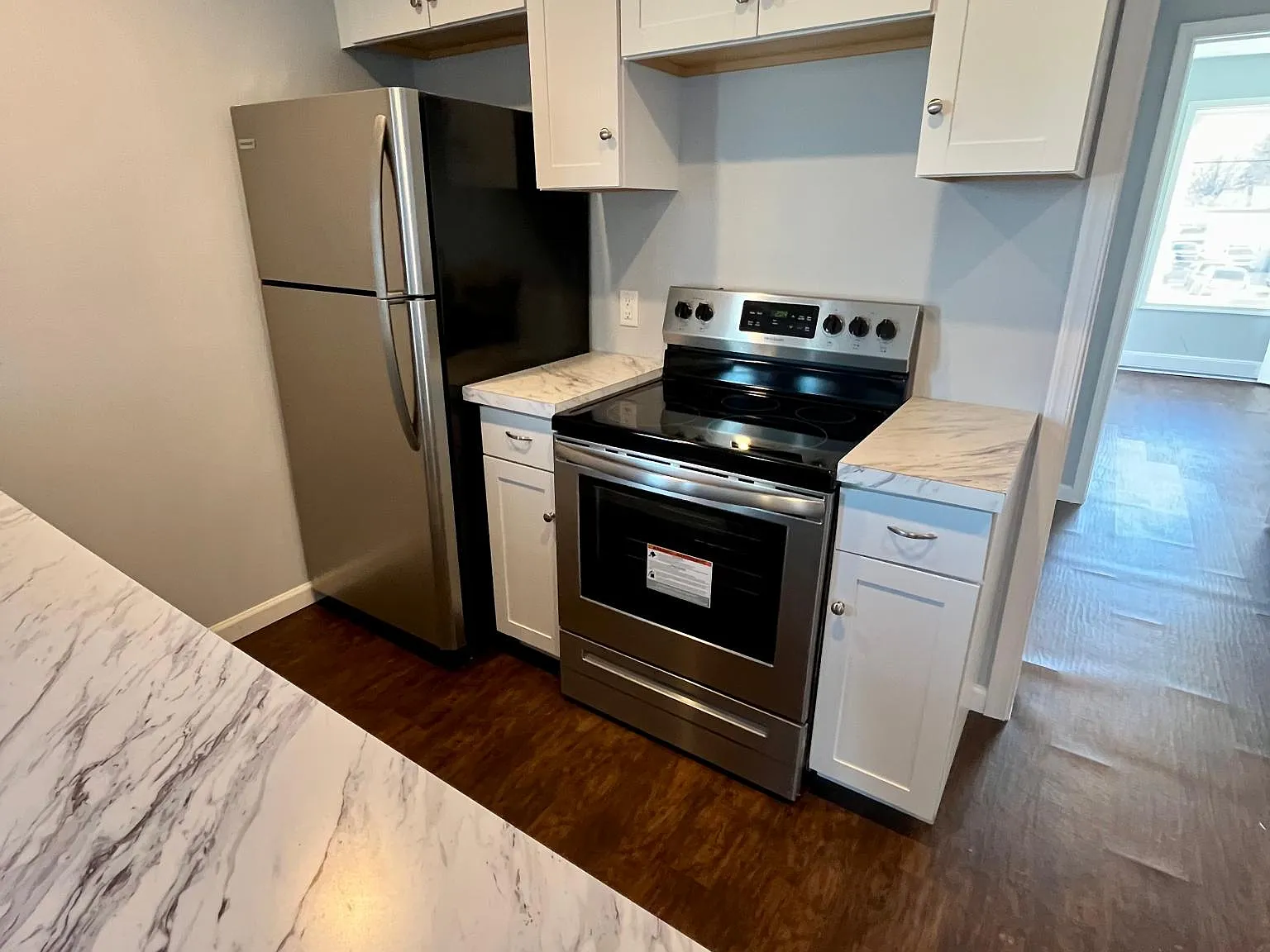 2 bed, $1,600 — Photo 2