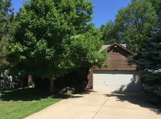 3838 SW Cambridge Ct, Topeka, KS 66610