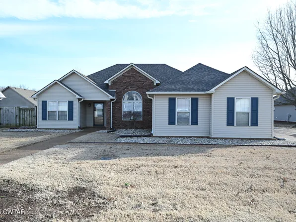 905 Whispering Pine Cv, Newbern, TN 38059