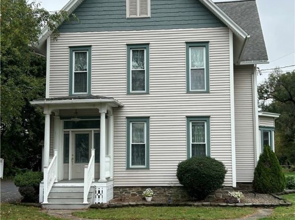 31 Main St