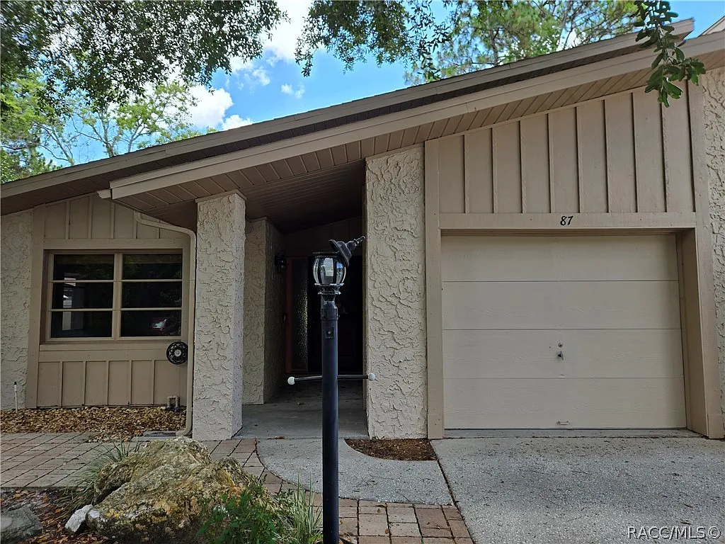 2 bed, 1490 sqft, $1,700 — Photo 1