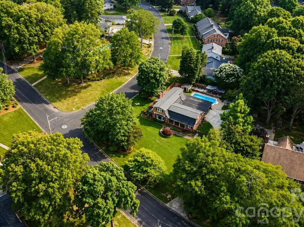 1339 Carmen Ln, Gastonia, NC 28054