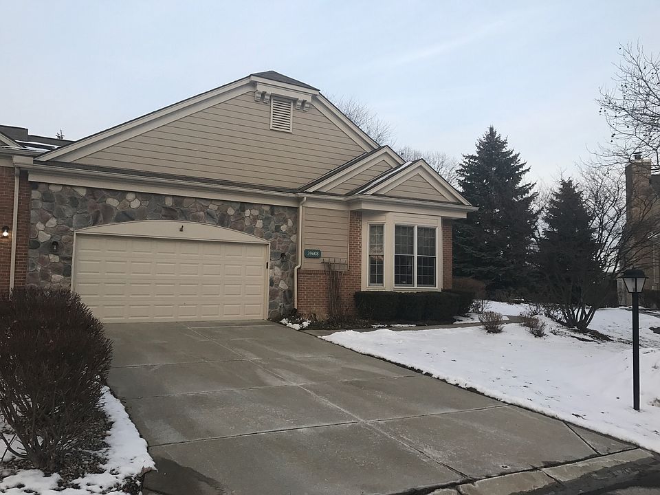 2nd image of 39608 Greenbrier Ct #281