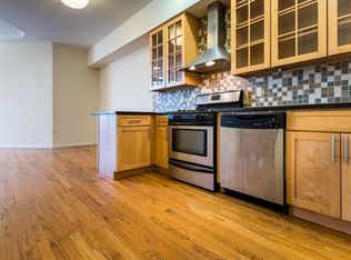 22 Goodwin Pl #3R, Brooklyn, NY 11221