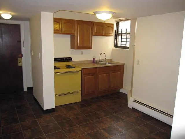 1417 Beacon St #1 — Photo 10