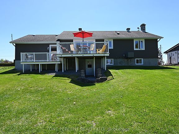 2nd image of 2010 Du Parc St