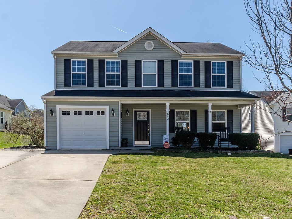 1st image of 642 Yorkshire Dr