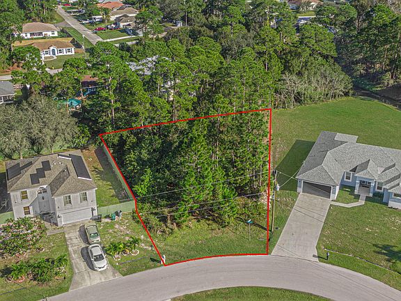 2nd image of 1611 SW Penrose Avenue