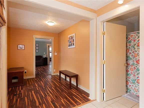 4th image of 1024 East Blvd