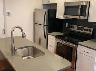 2122 Locust St APT 3A, Philadelphia, PA 19103