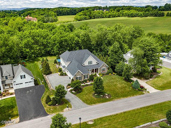 2nd image of 761 Springhouse Dr